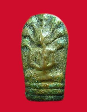 พระปรกใบมะขาม สมเด็จนวมวัดอนงค์ สามชั้นแตกนิยมสุด